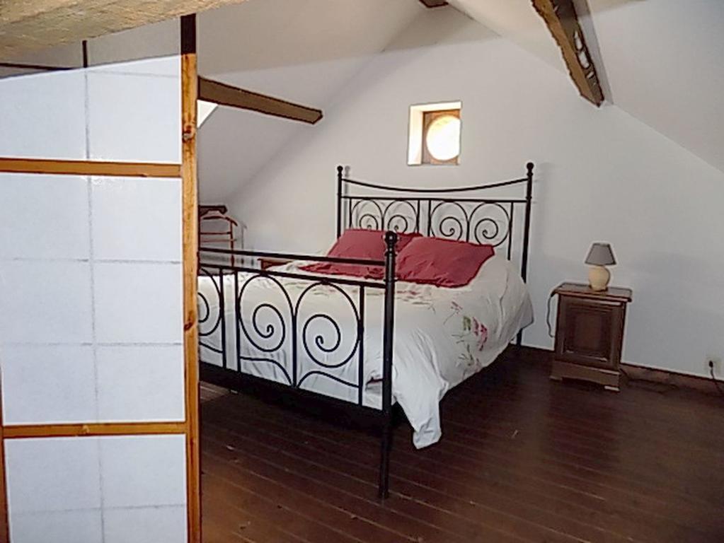 Hotel Chateau De Chicamour Sury-aux-Bois Habitación foto